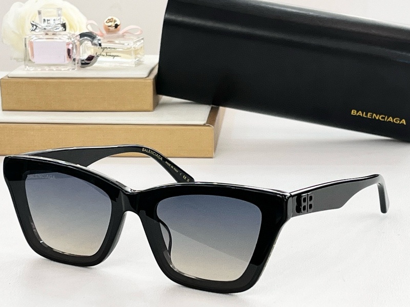 Balenciaga Sunglasses 144